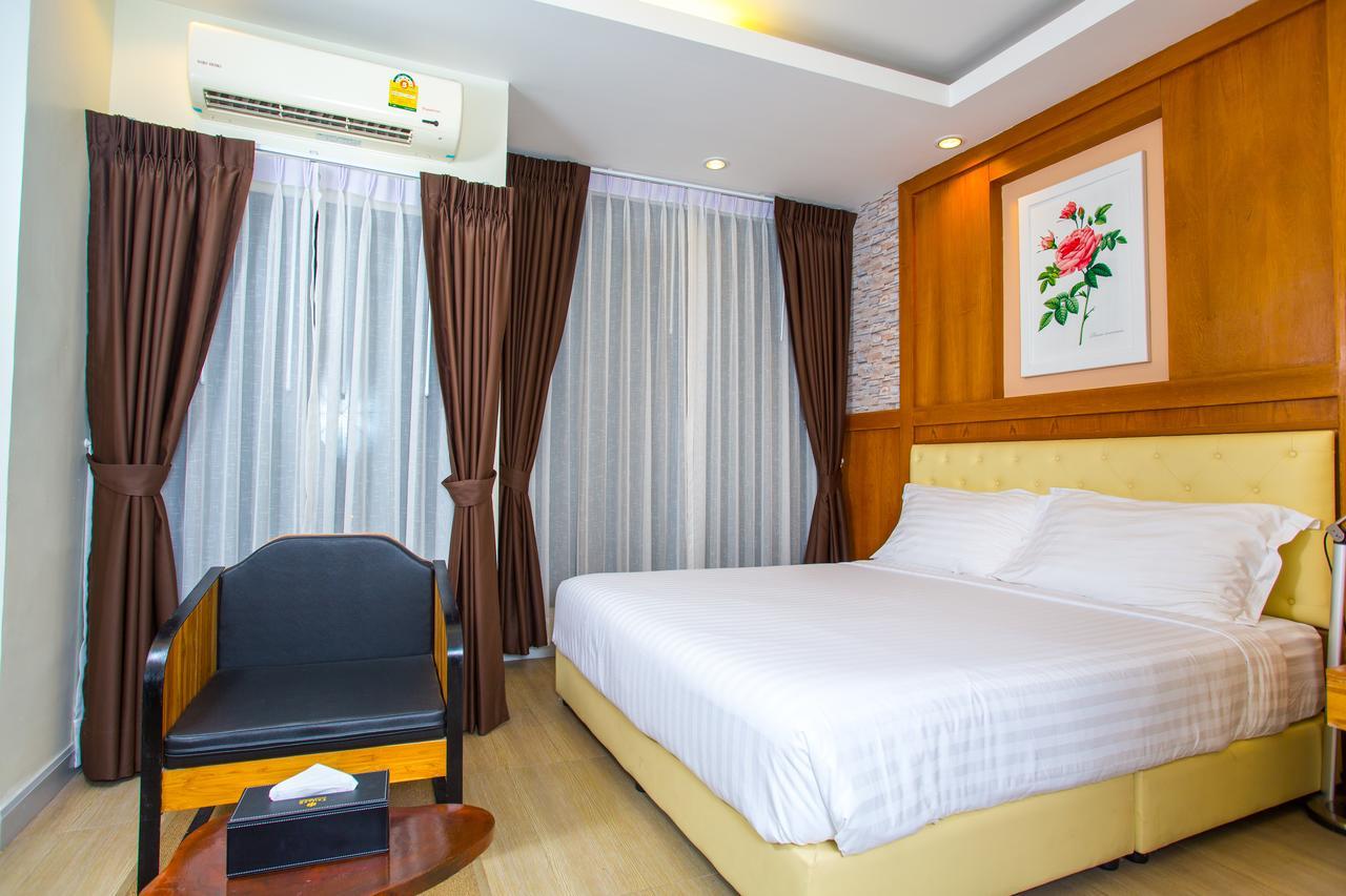 Triple B Boutique Residence Си Рача Екстериор снимка