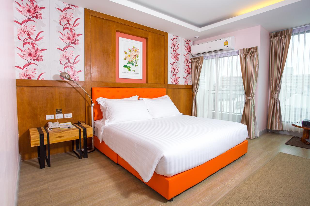 Triple B Boutique Residence Си Рача Екстериор снимка