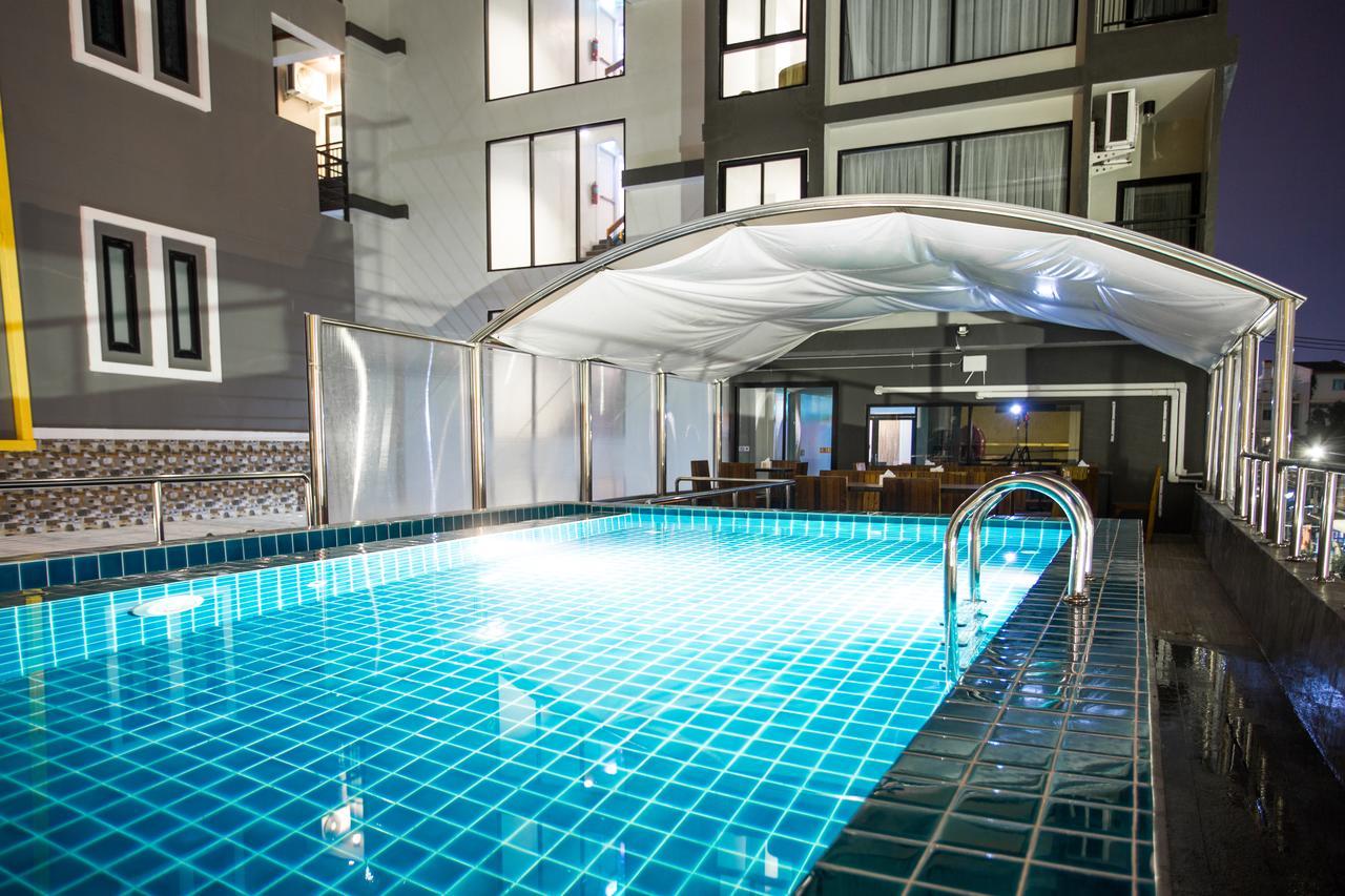 Triple B Boutique Residence Си Рача Екстериор снимка