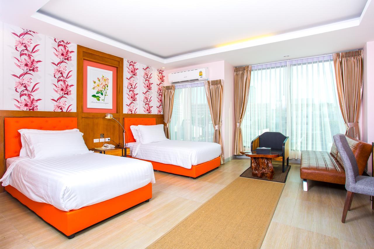Triple B Boutique Residence Си Рача Екстериор снимка